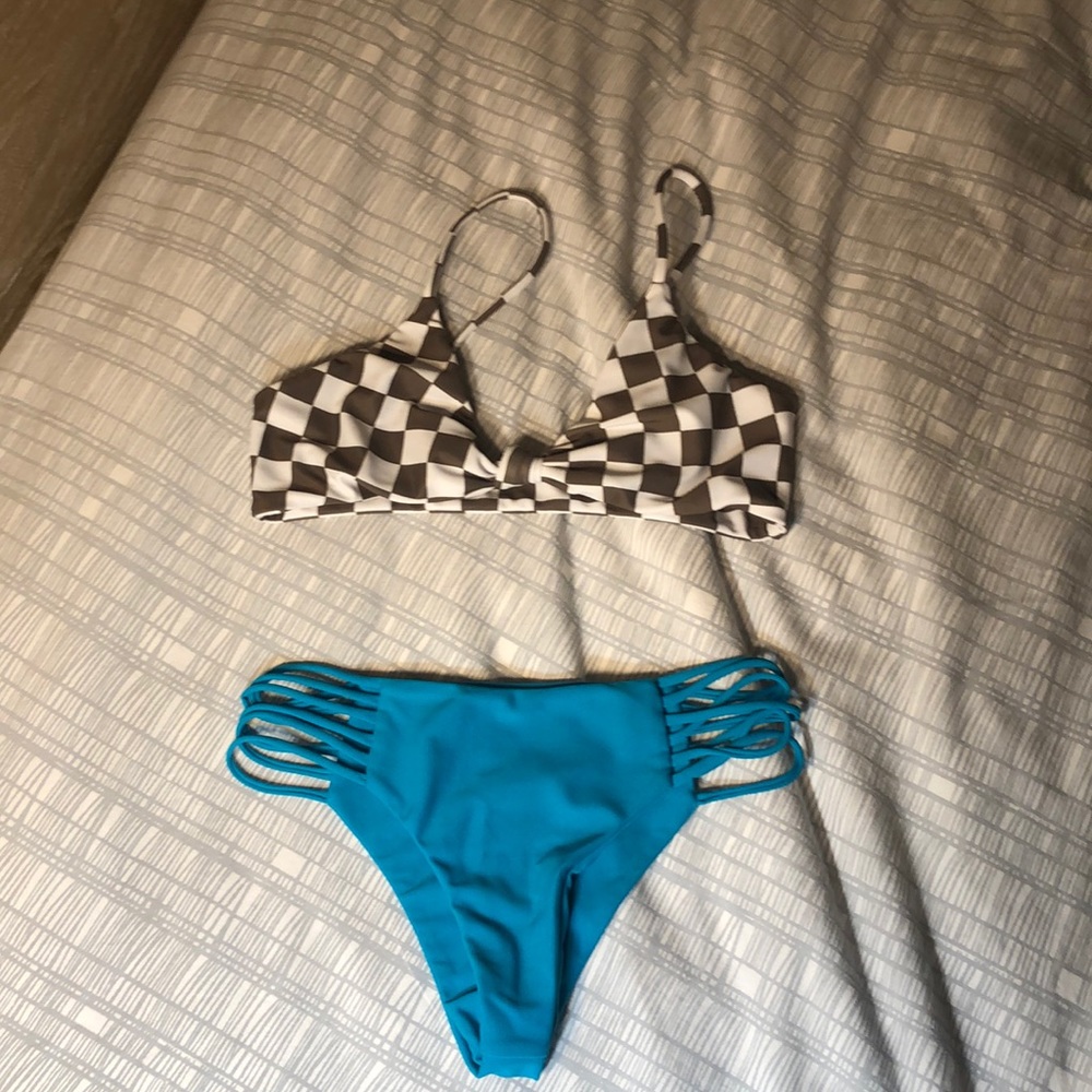 Mikoh Top And Bottom - image 1